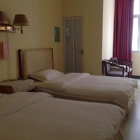 Guandu Guoting Hotel Dabanqiao ภายนอก รูปภาพ